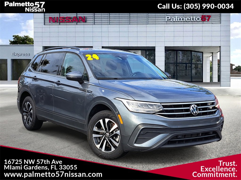 Used 2024 Volkswagen Tiguan S image 1