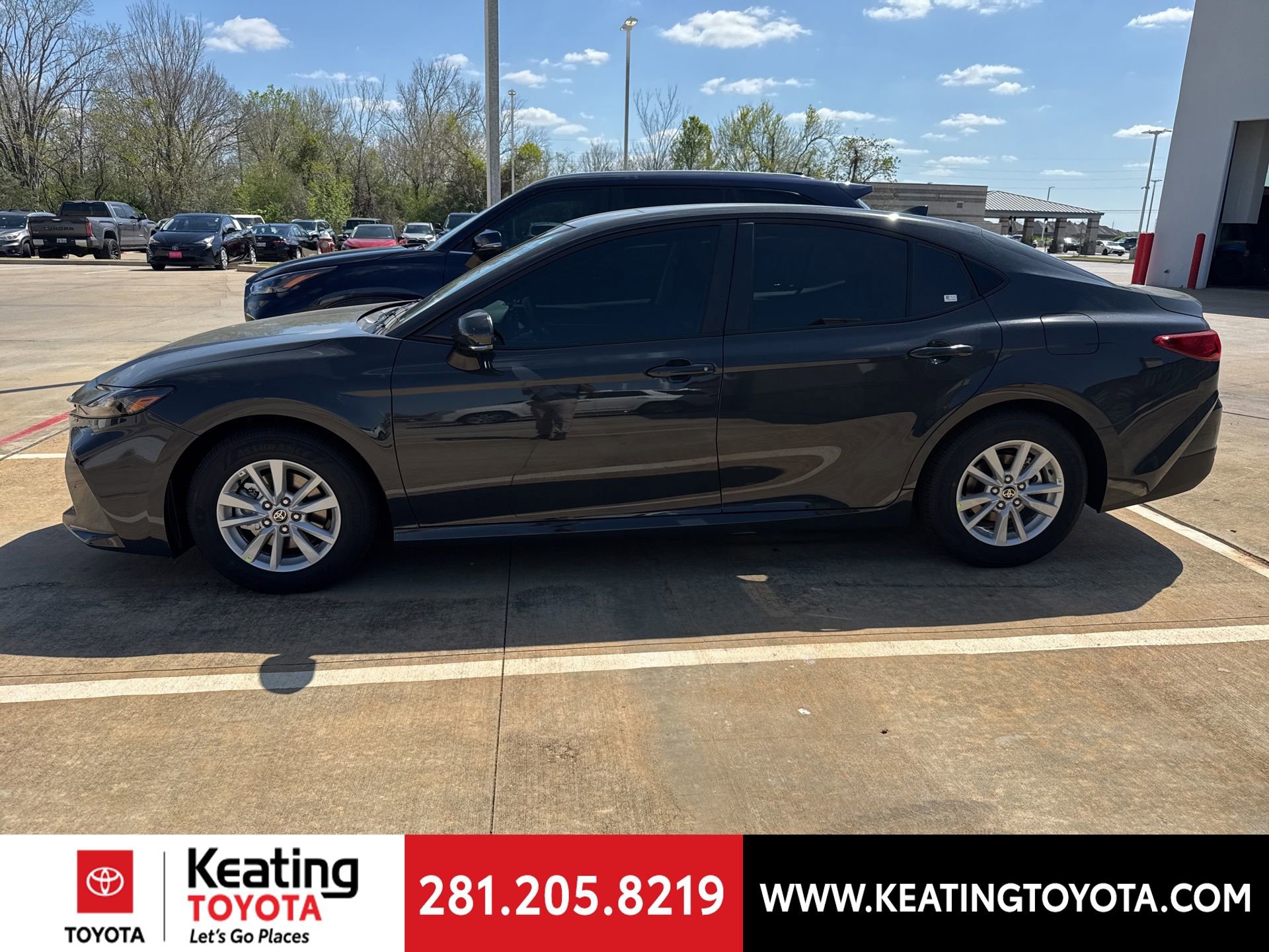 Used 2026 Toyota Camry LE w/ Convenience Package image 4