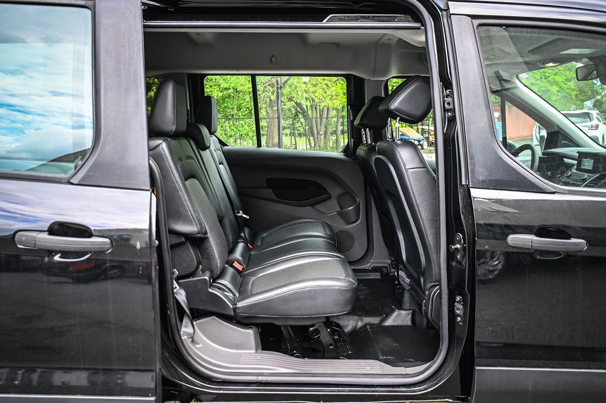 Used 2023 Ford Transit Connect XL FWD image 20