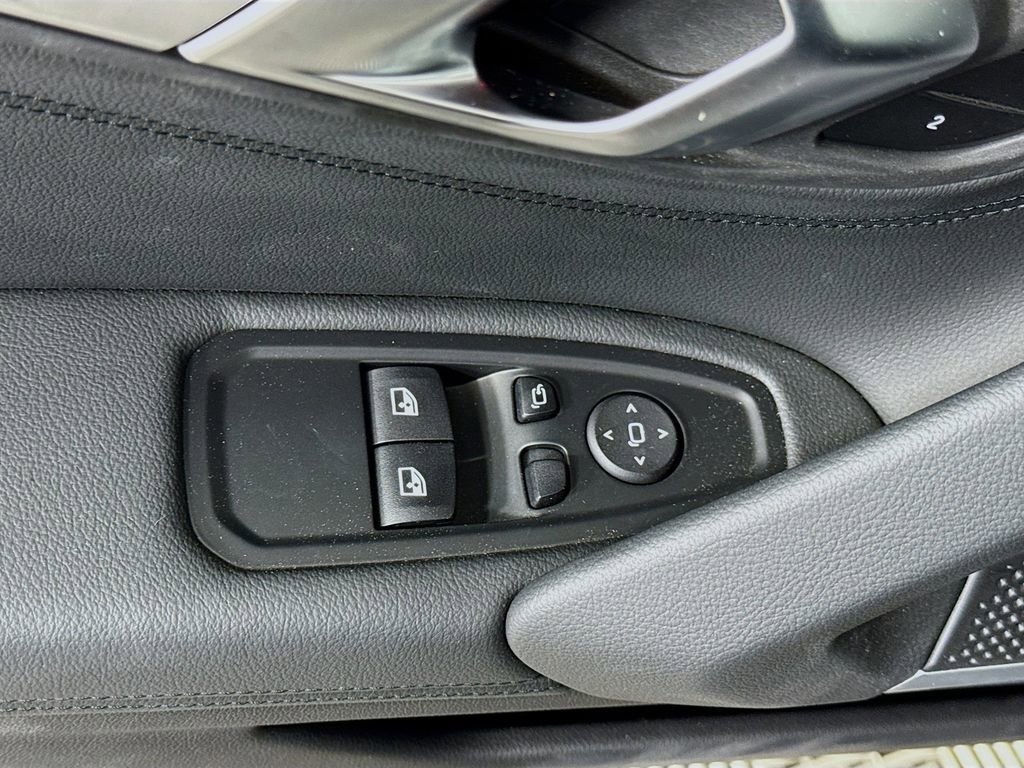 Used 2025 BMW Z4 sDrive30i w/ Shadowloine Package image 17