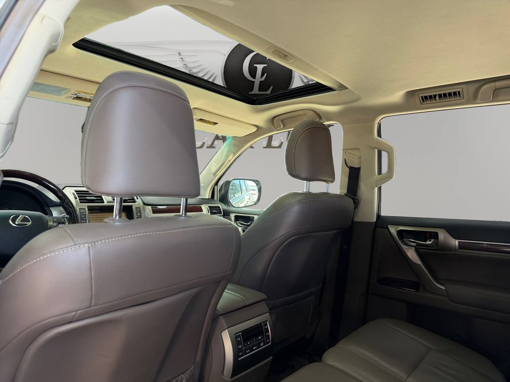 Used 2018 Lexus GX 460 Premium w/ Premium Package AWD/4WD image 25