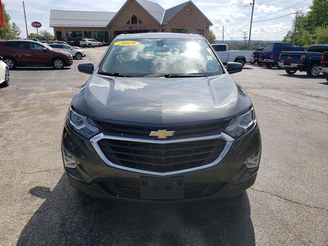 Used 2019 Chevrolet Equinox LT AWD/4WD image 2