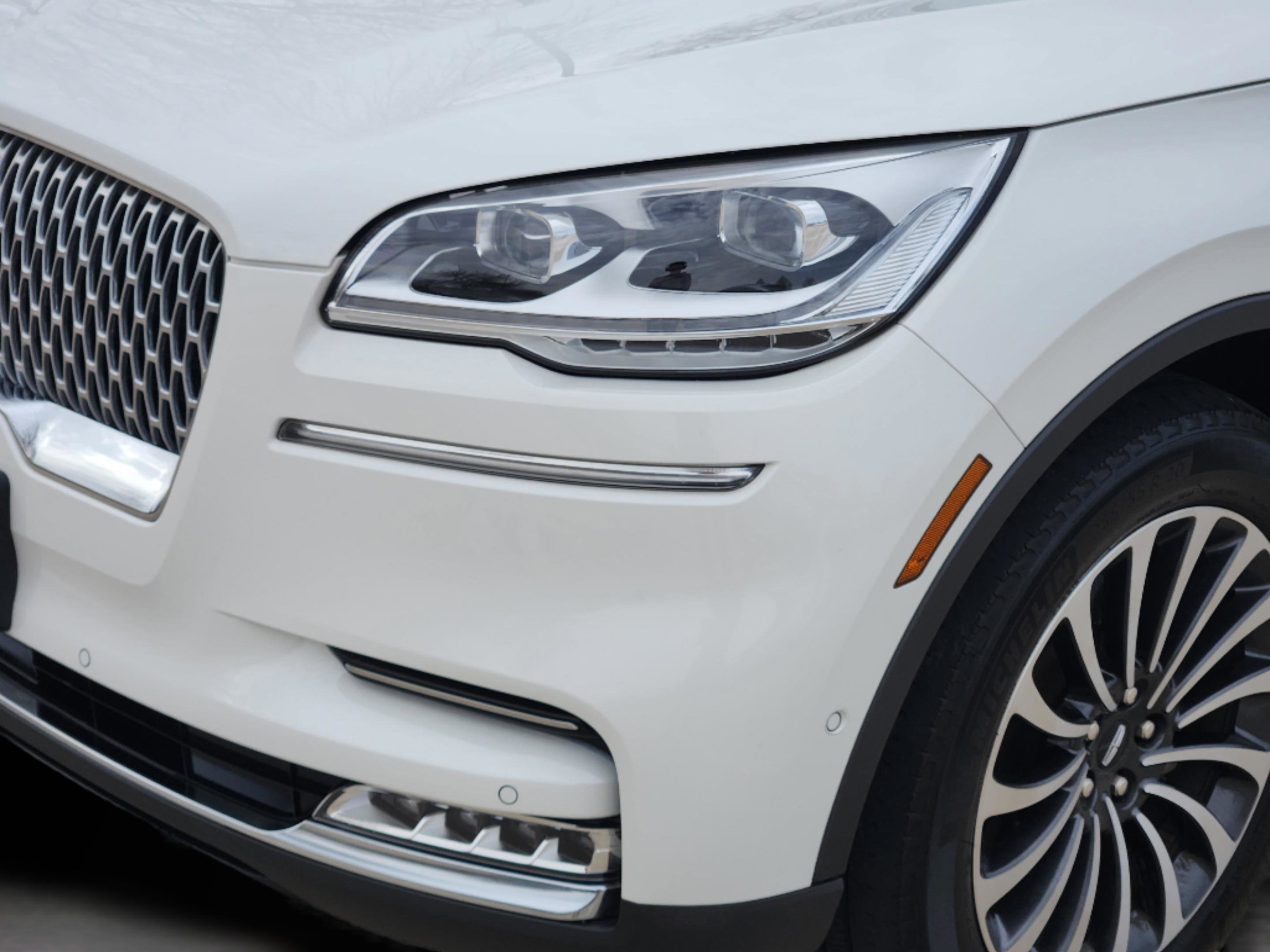 Used 2023 Lincoln Aviator Reserve w/ Equipment Group 201A image 45