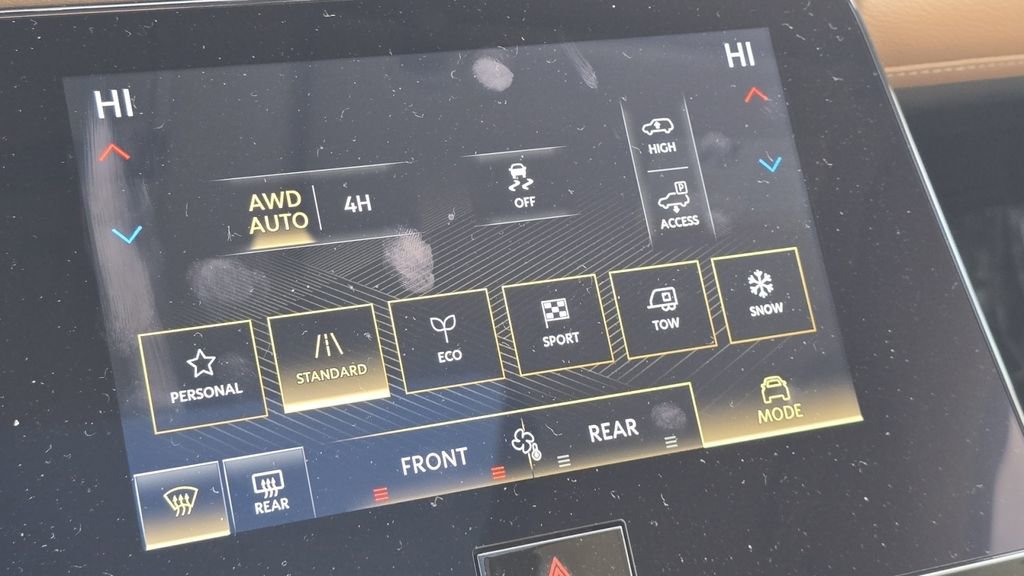 New 2026 INFINITI QX80 Luxe w/ Cargo Package image 9