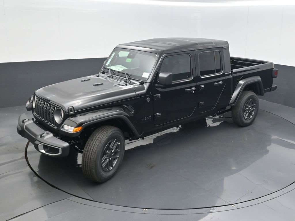 New 2025 Jeep Gladiator Sport image 38