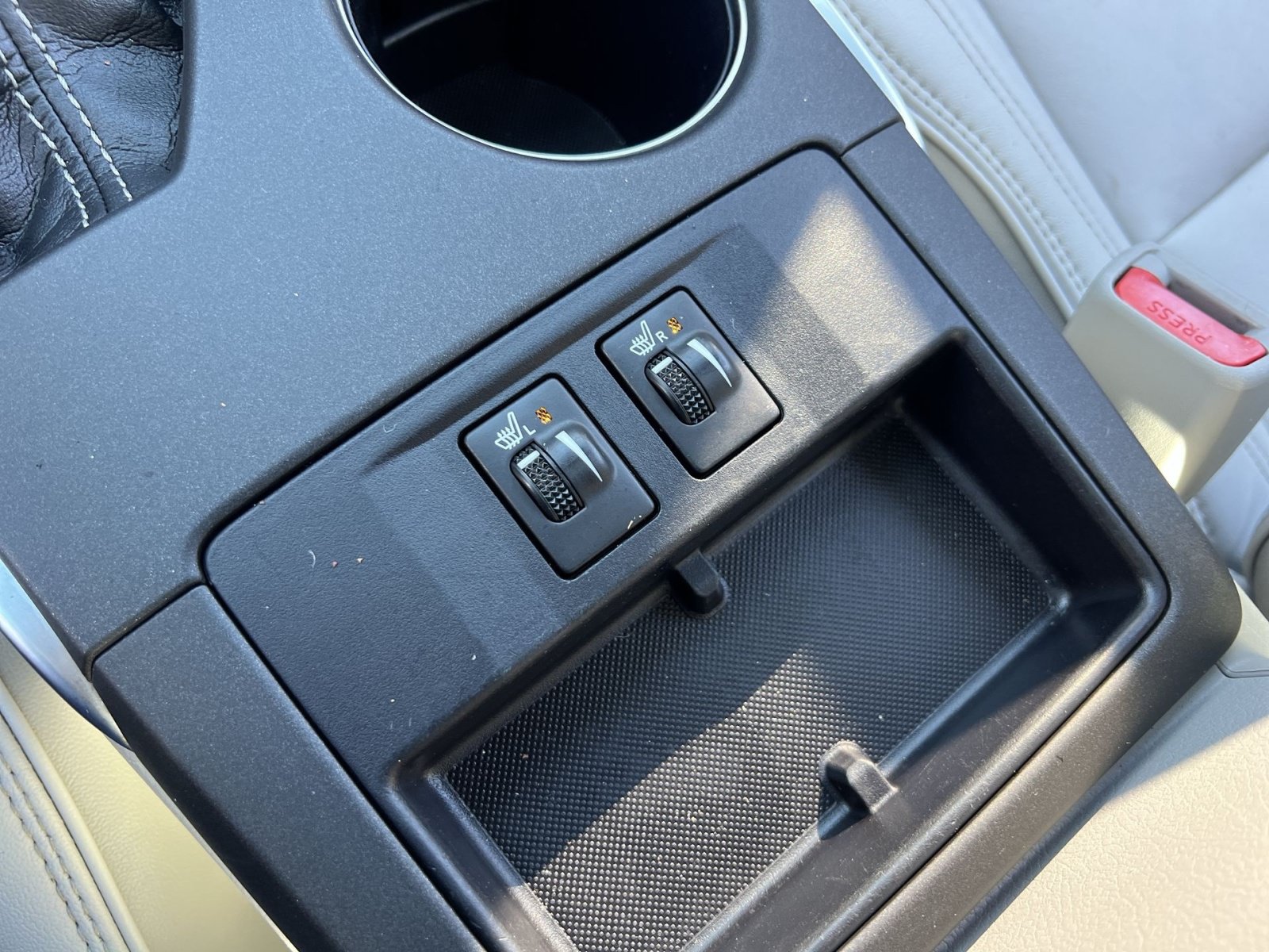 Used 2017 Toyota Camry XLE FWD image 48