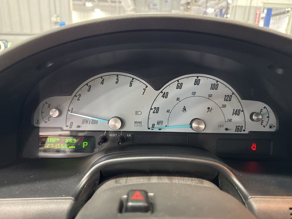 Used 2002 Ford Thunderbird RWD image 16