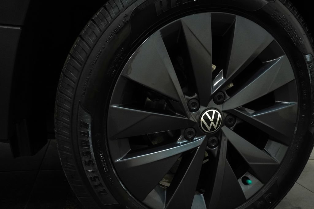 Certified 2023 Volkswagen Taos S FWD image 8