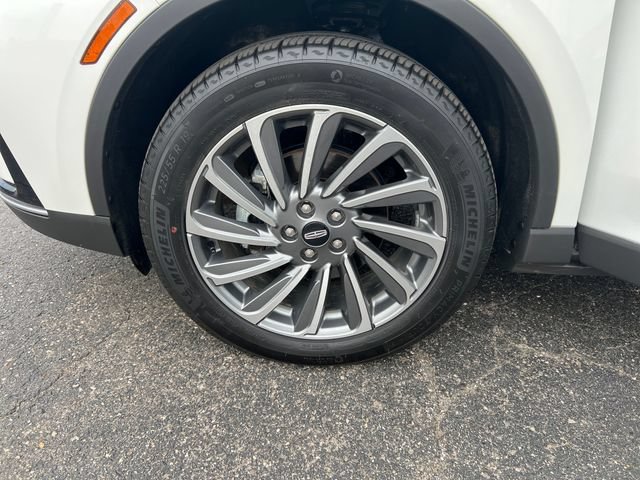 Certified 2024 Lincoln Corsair Reserve w/ Equipment Group 201A AWD/4WD image 32