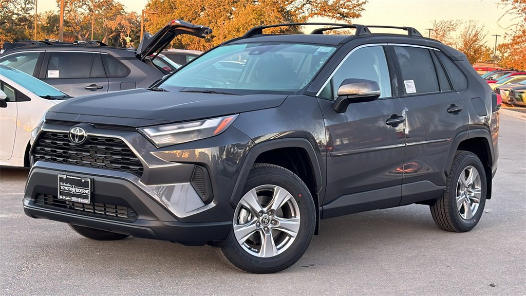 New 2025 Toyota RAV4 XLE image 34