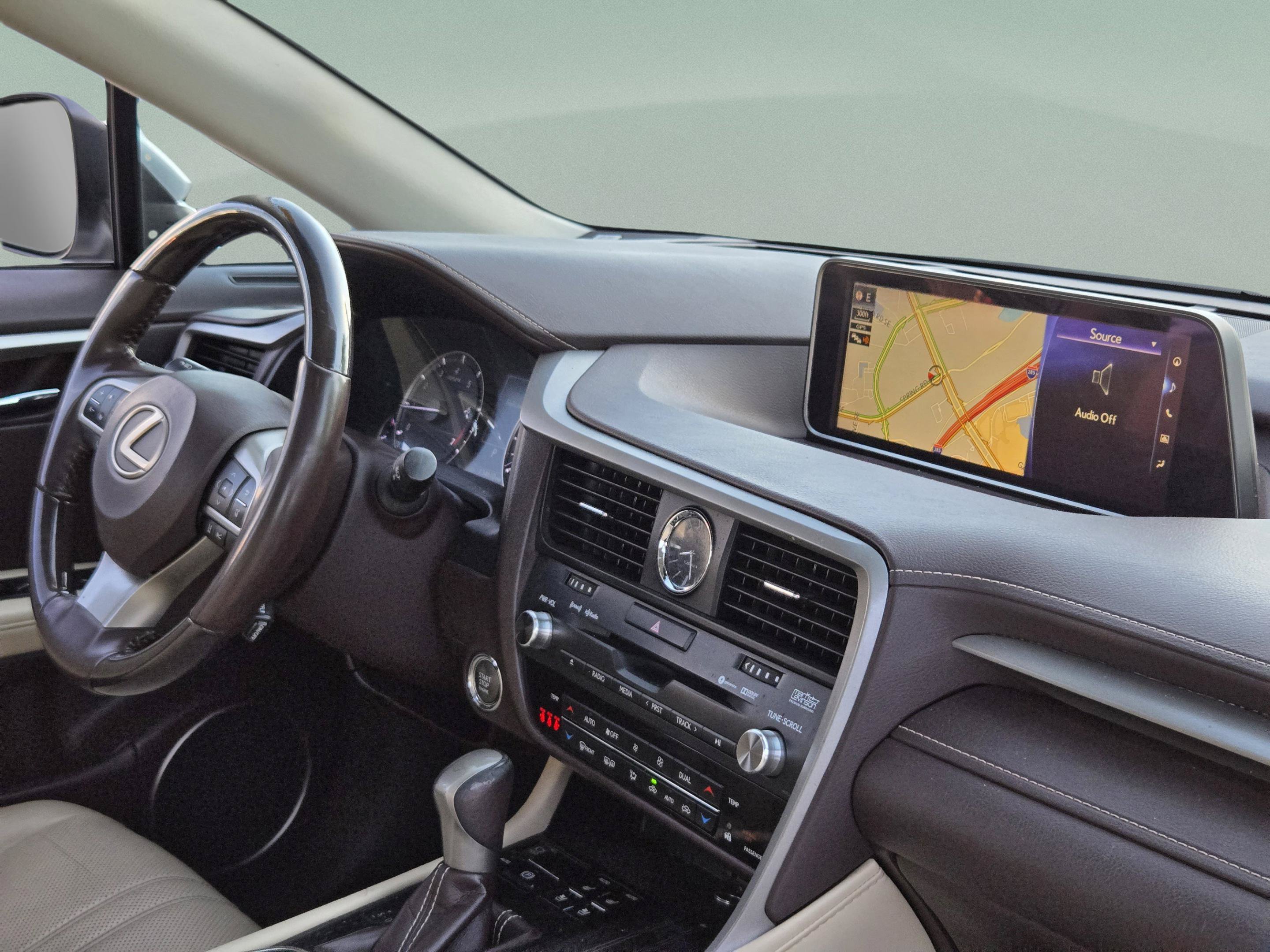 Used 2018 Lexus RX 350 FWD w/ Luxury Package image 24