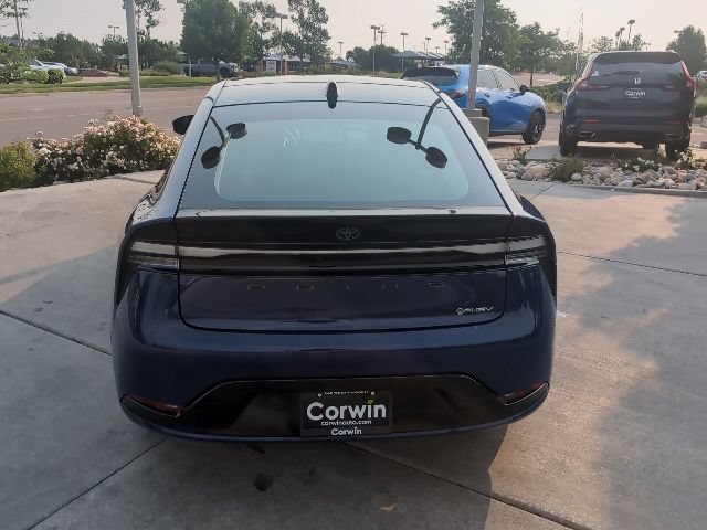 Used 2025 Toyota Prius Plug-In Hybrid FWD image 8
