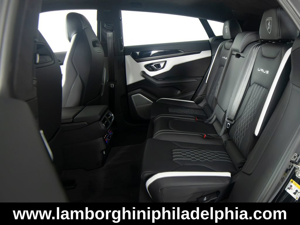 Used 2023 Lamborghini Urus S AWD/4WD image 43