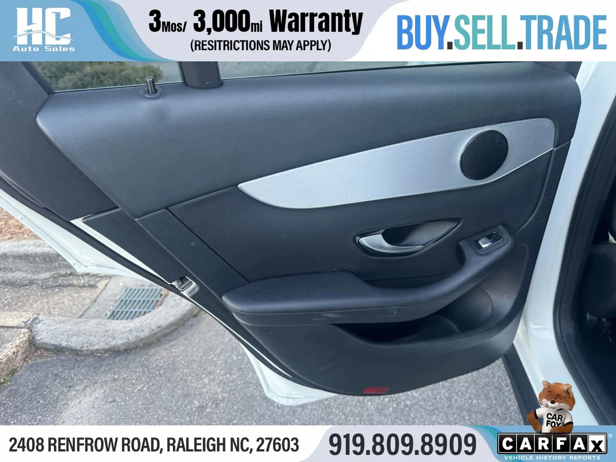 Used 2019 Mercedes-Benz GLC 300 4MATIC image 17