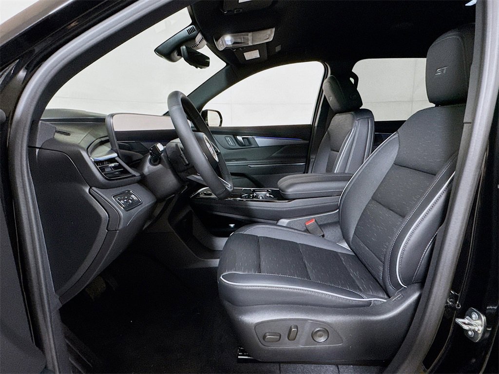 New 2026 Buick Enclave Sport Touring w/ Power Package image 12