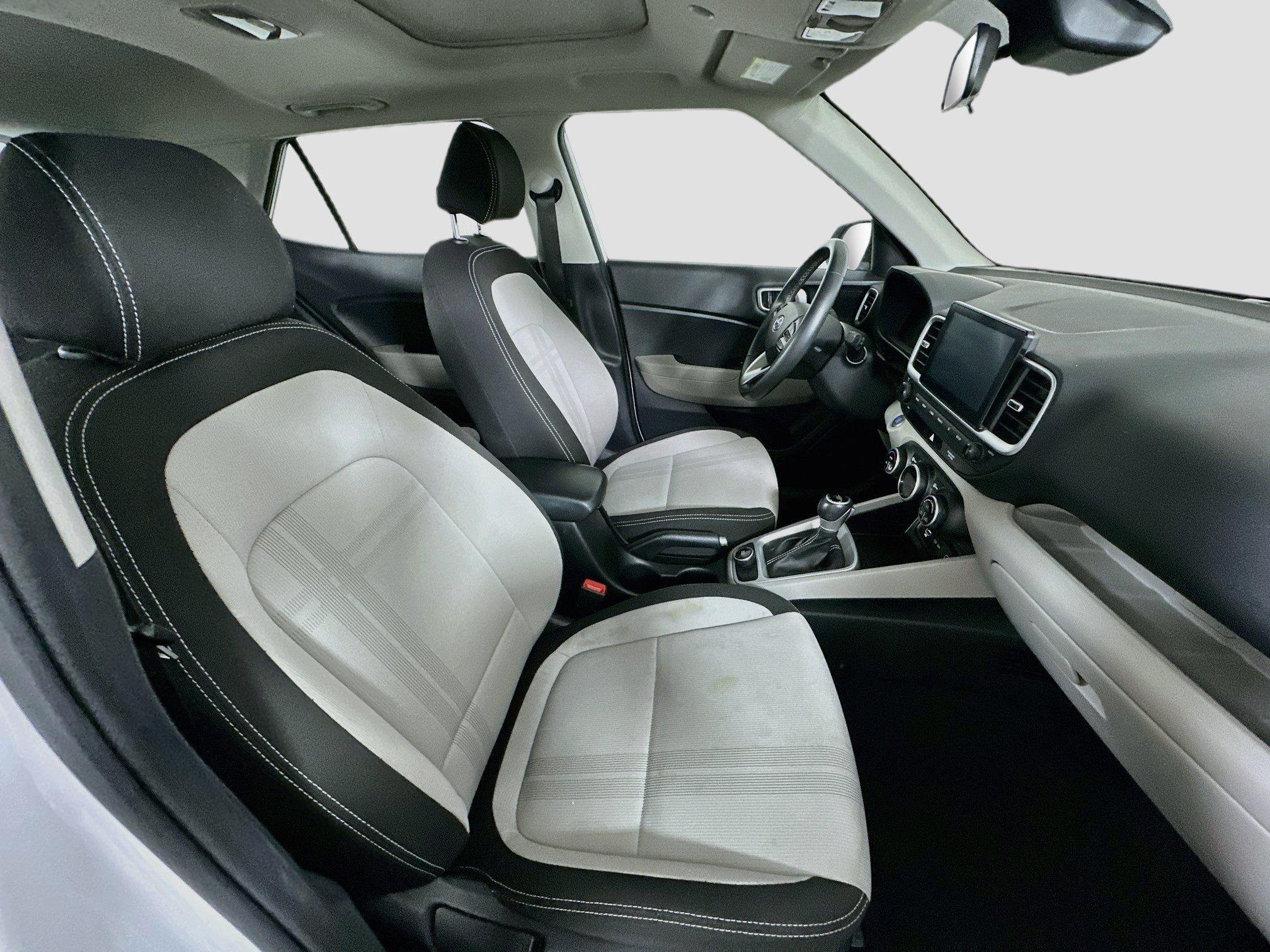 Used 2025 Hyundai Venue SEL FWD image 30