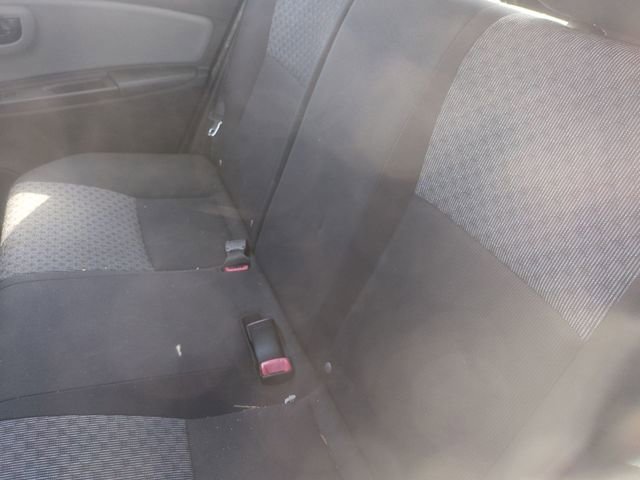 Used 2015 Toyota Yaris L image 9