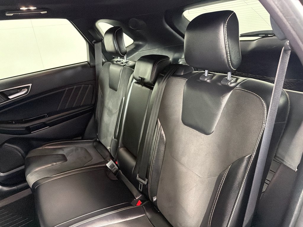 Used 2019 Ford Edge ST AWD/4WD image 20