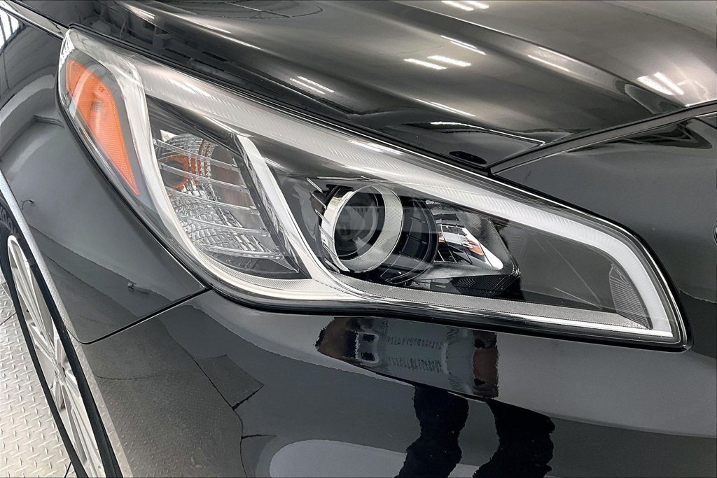 Used 2016 Hyundai Sonata Limited w/ Cargo Package FWD image 30