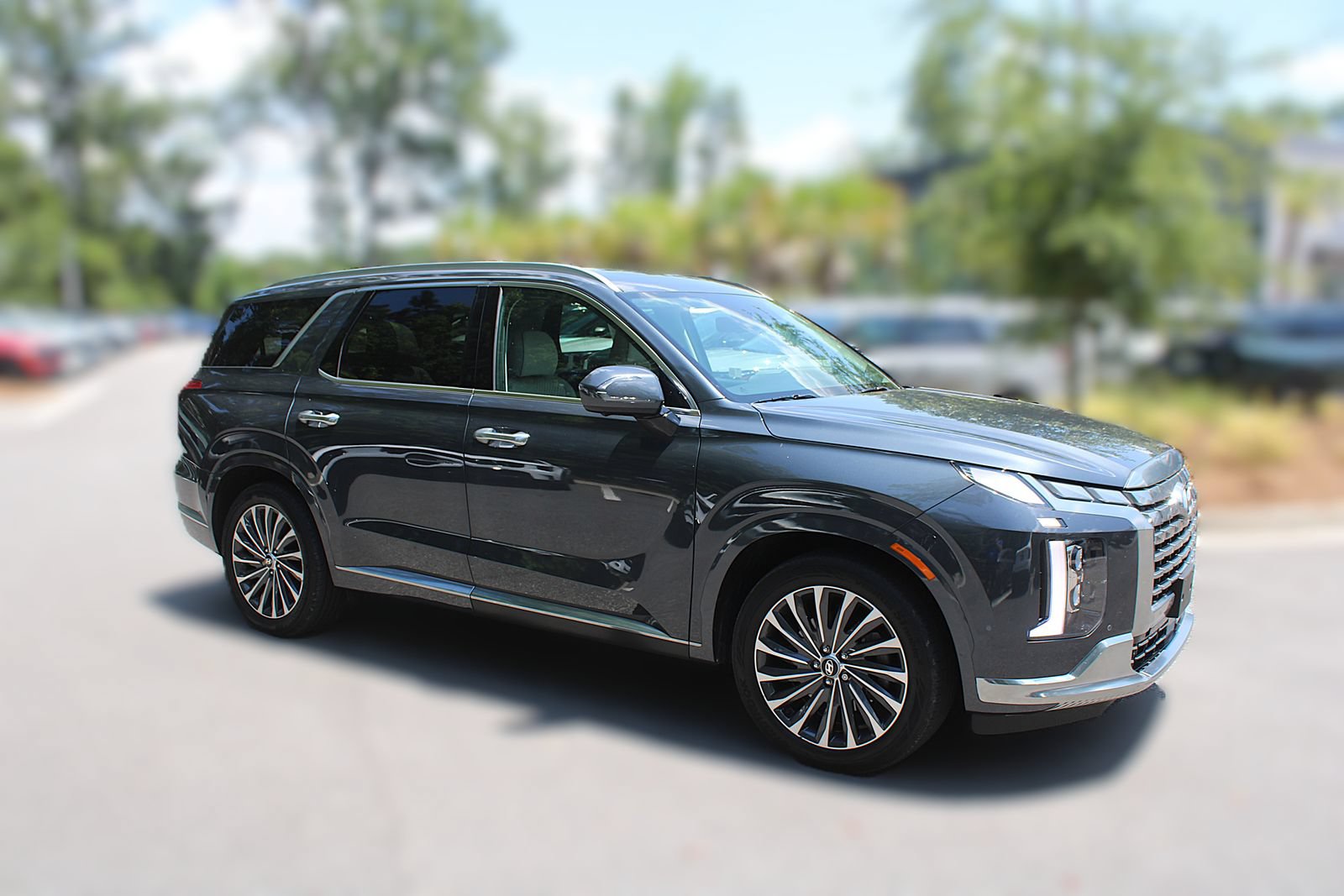 Used 2024 Hyundai Palisade Calligraphy AWD/4WD image 16