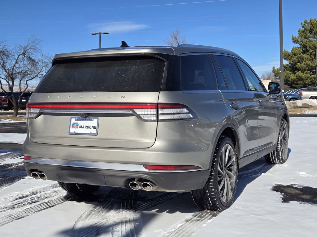 Used 2023 Lincoln Aviator Reserve w/ Equipment Group 201A image 3