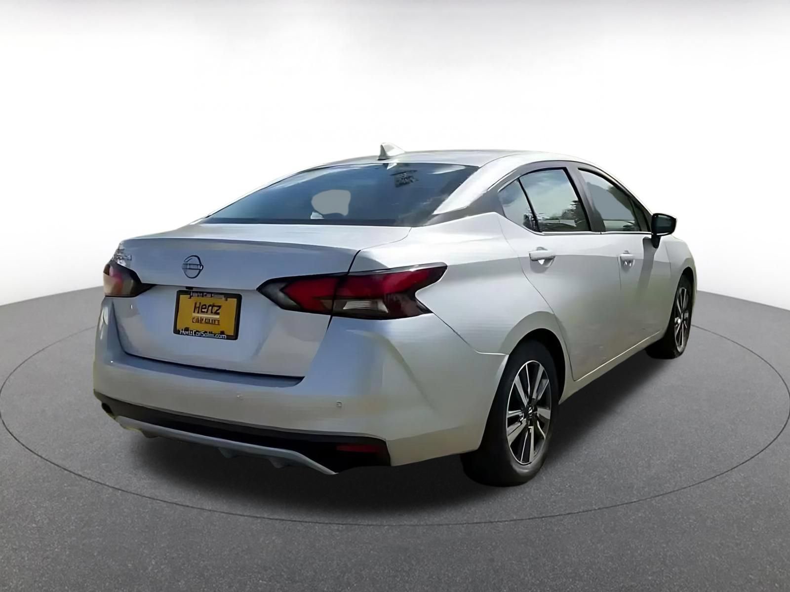 Used 2025 Nissan Versa SV FWD image 13