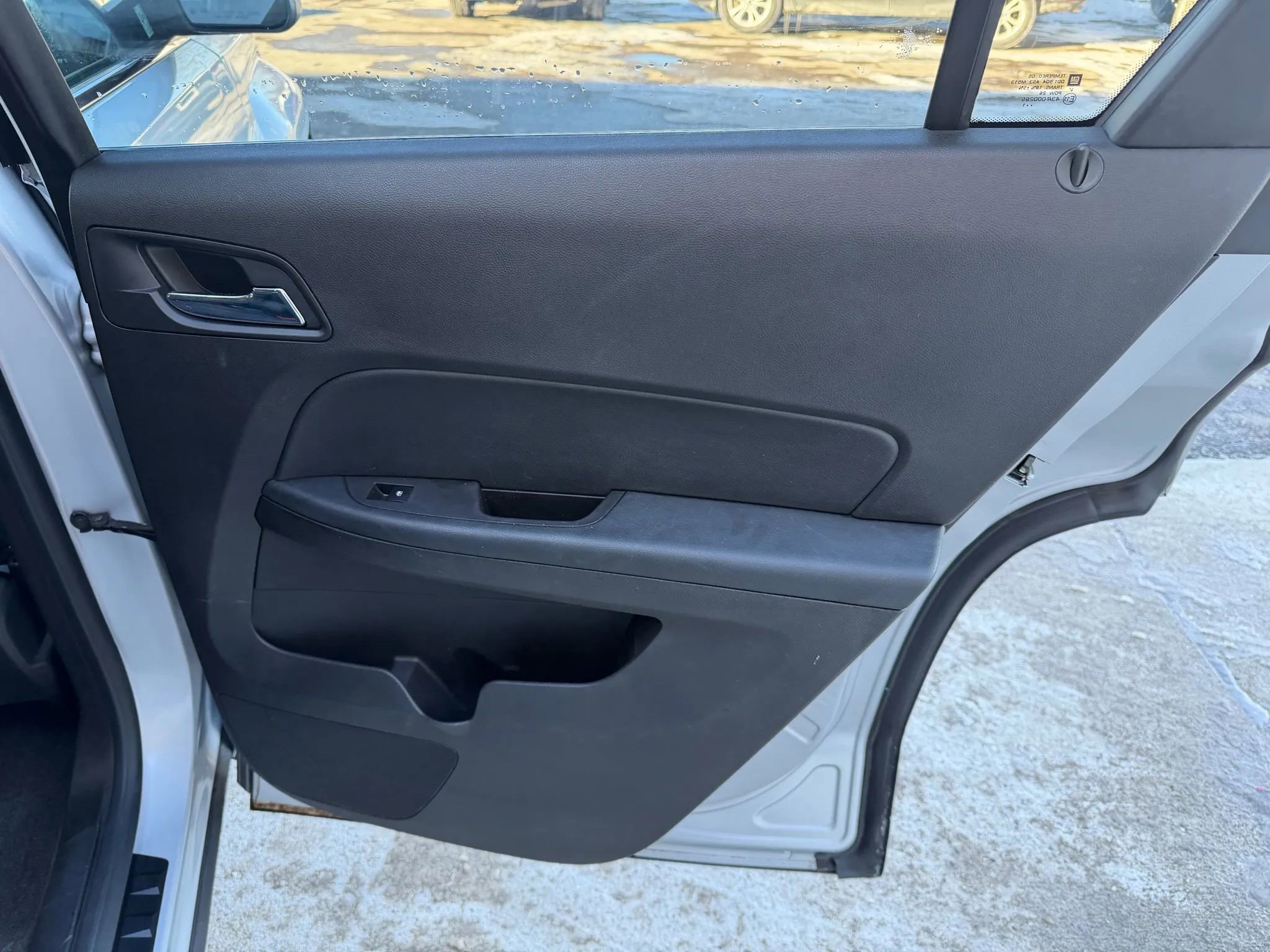 Used 2011 GMC Terrain SLE image 29