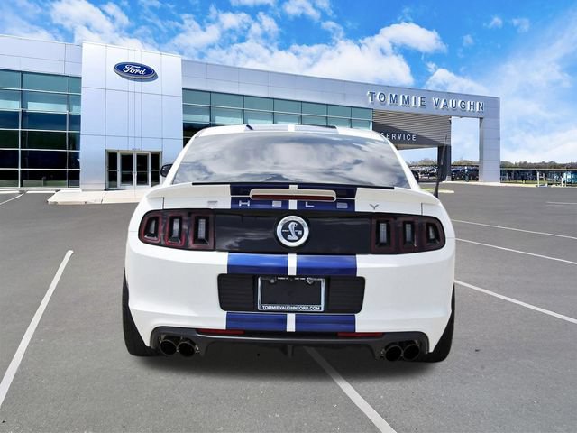 Used 2013 Ford Mustang Shelby GT500 RWD image 3
