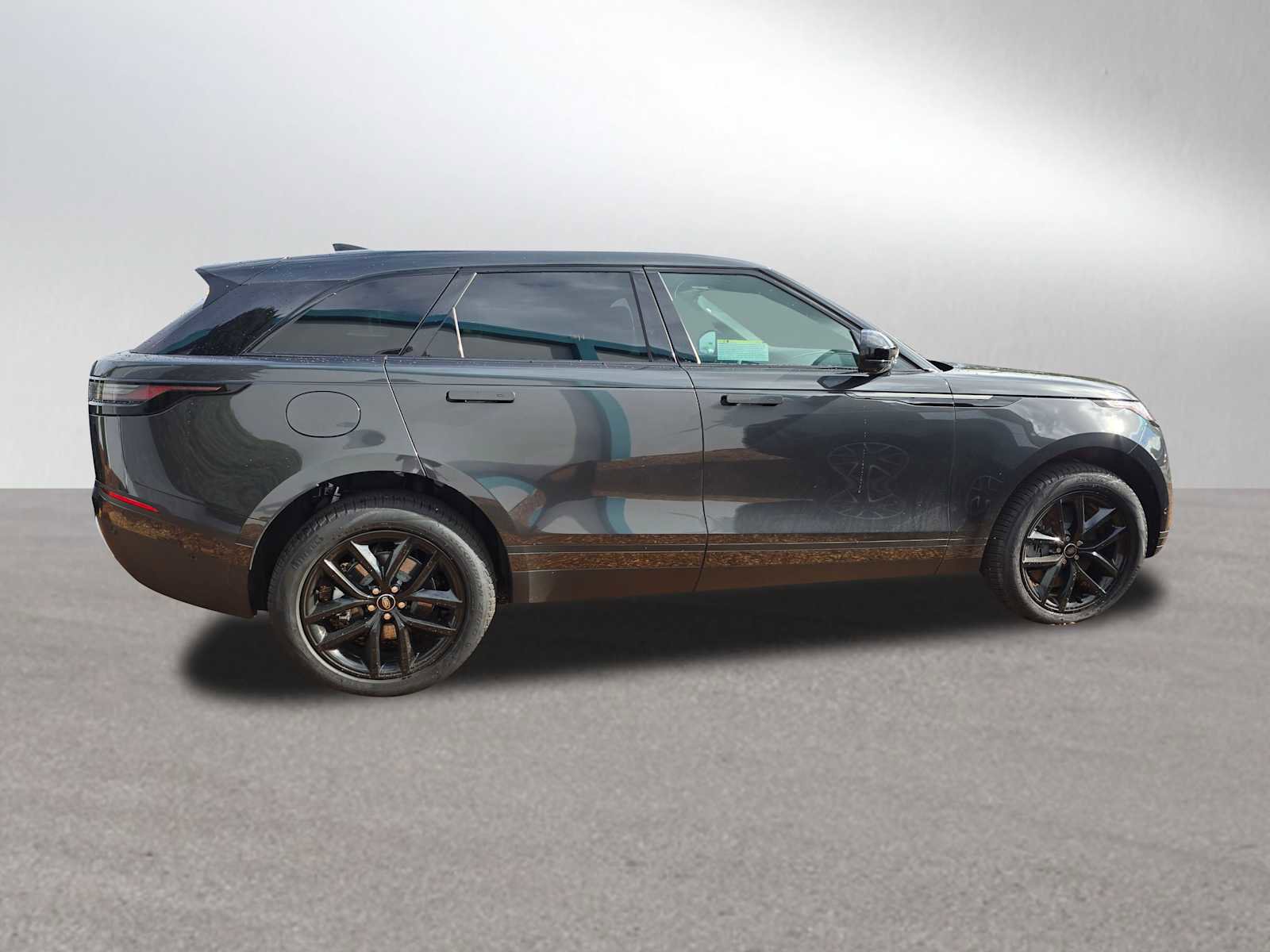 Used 2026 Land Rover Range Rover Velar S image 6