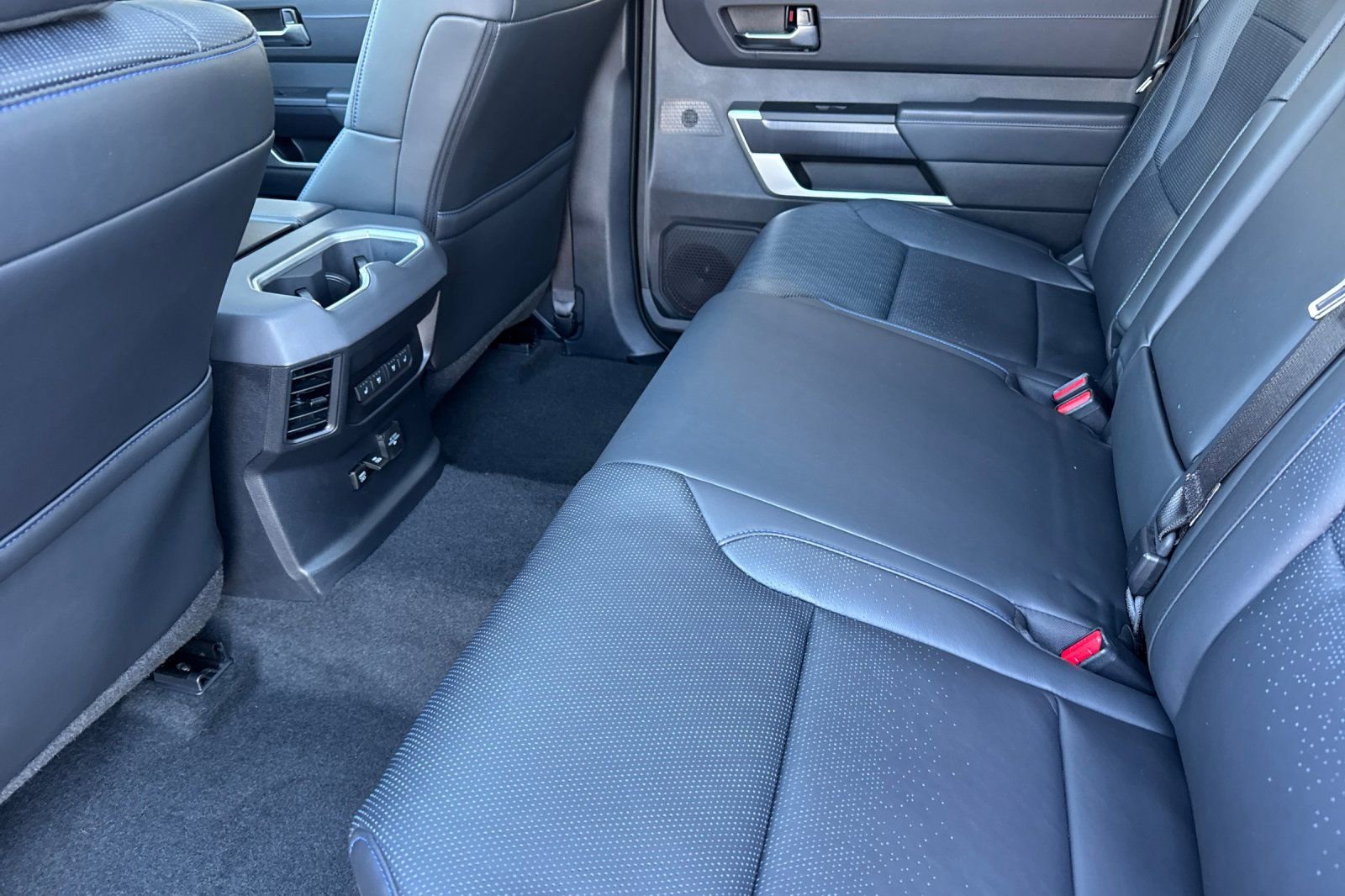 Used 2024 Toyota Tundra Platinum image 14