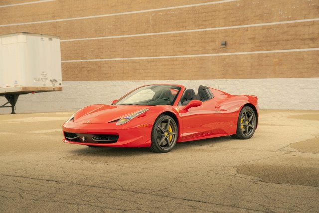 Used 2014 Ferrari 458 Spider RWD image 32
