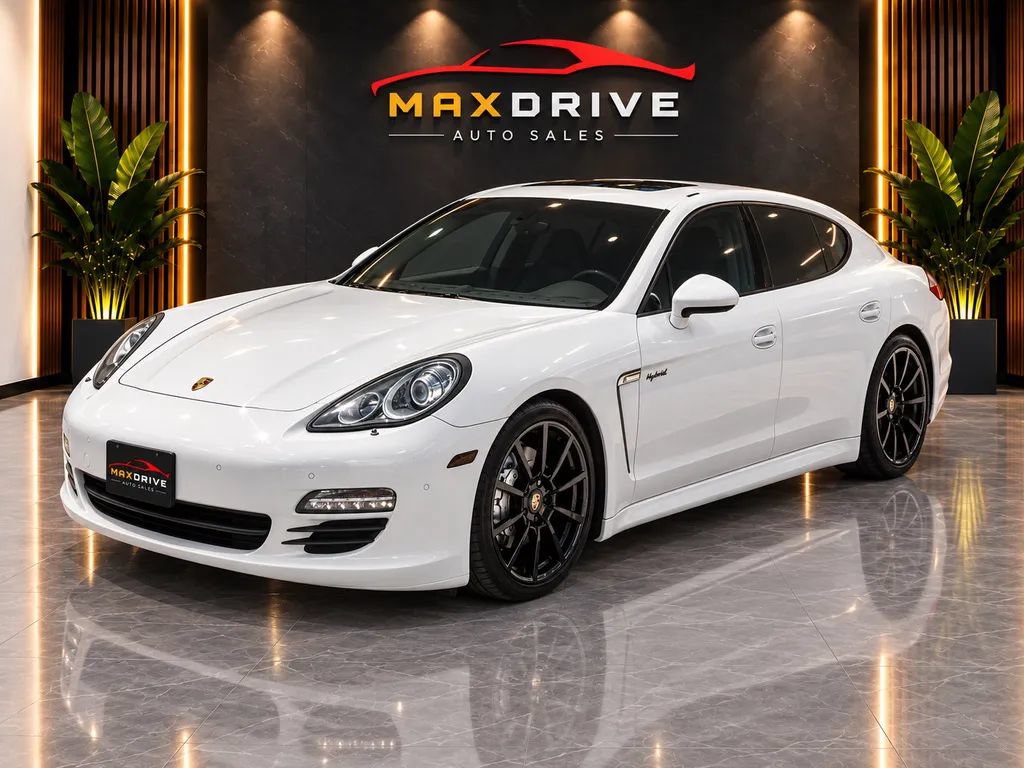 Used 2012 Porsche Panamera S RWD image 8