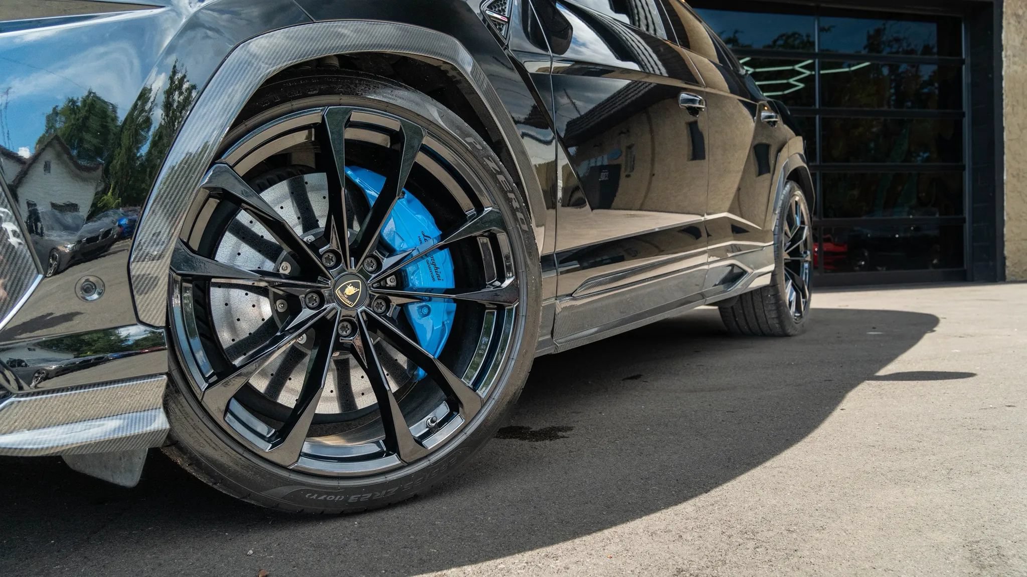 Used 2021 Lamborghini Urus AWD/4WD image 10