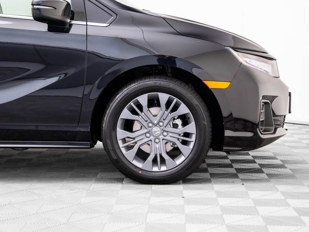 New 2026 Honda Odyssey Touring image 32