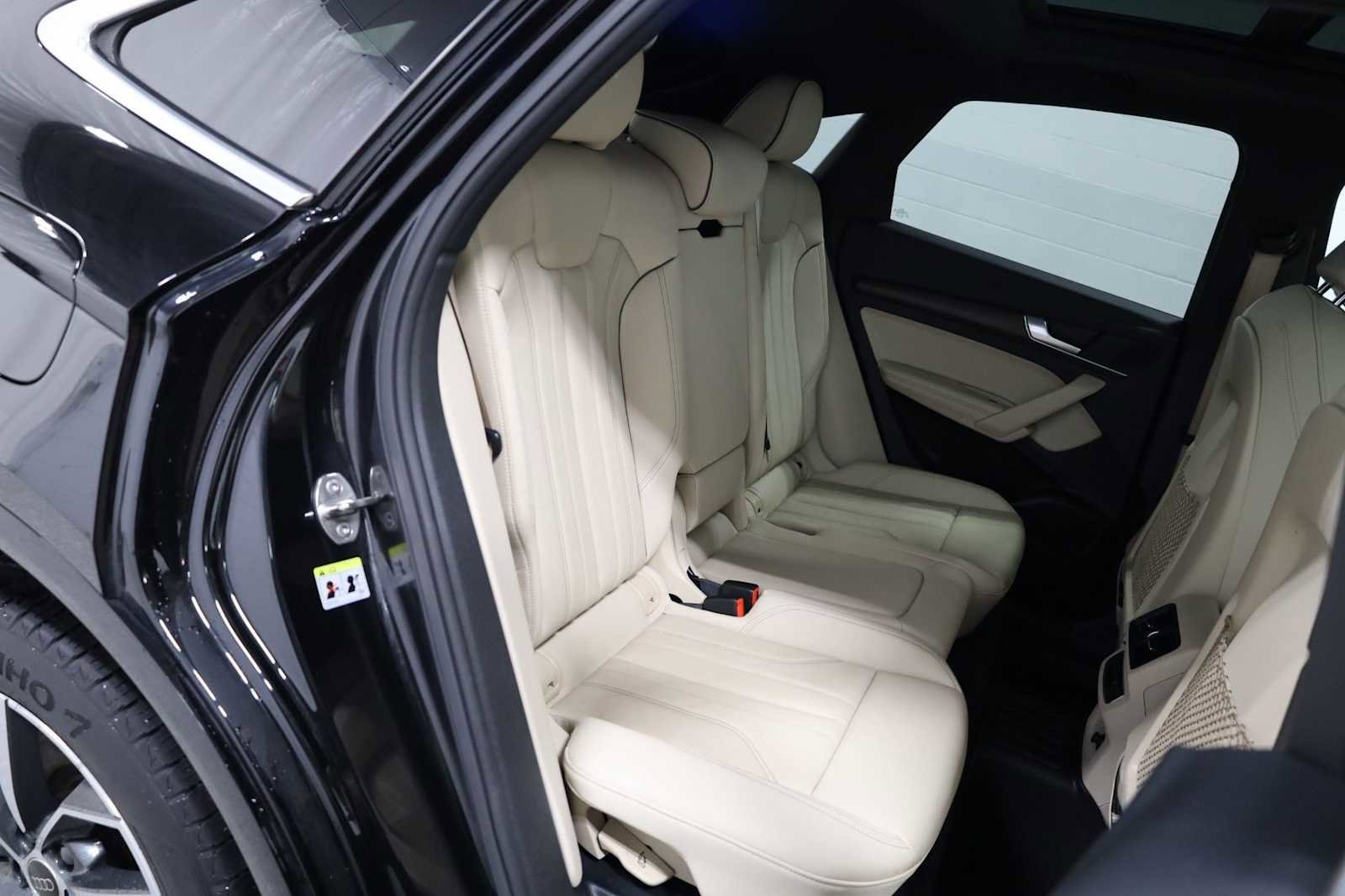 Used 2023 Audi Q5 2.0T Premium Plus w/ Premium Plus Package image 35