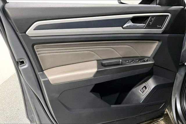 Used 2023 Volkswagen Atlas SEL R-Line image 21