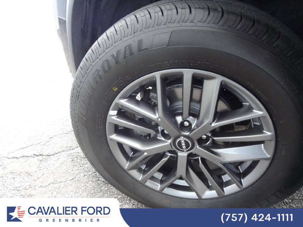 Used 2023 Nissan Rogue S AWD/4WD image 30