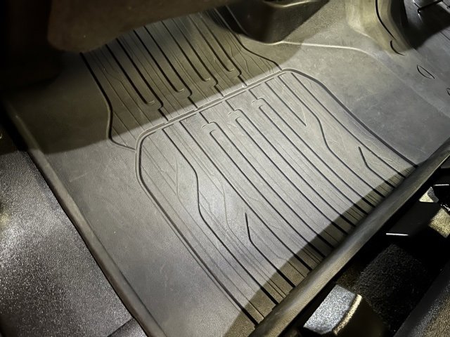 Used 2023 GMC Yukon XL SLT image 20