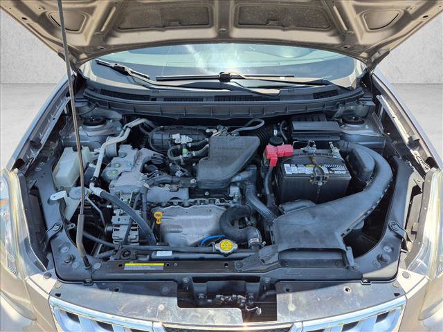 Used 2015 Nissan Rogue S FWD image 23