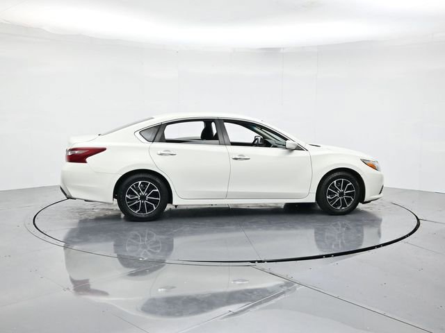 Used 2018 Nissan Altima 2.5 S w/ S Convenience Package image 2