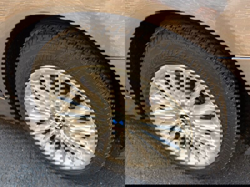 Used 2012 BMW 535i xDrive Sedan image 30