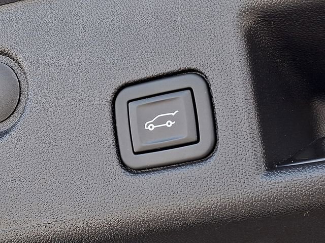 Used 2023 Chevrolet Equinox LT image 30