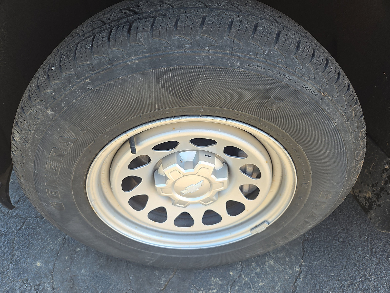Used 2022 Chevrolet Silverado 1500 W/T AWD/4WD image 12