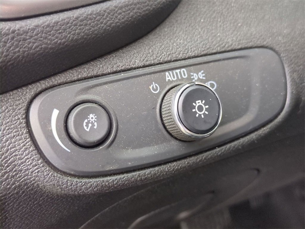 Certified 2019 Chevrolet Trax LS w/ Tint and Cruise Package image 16