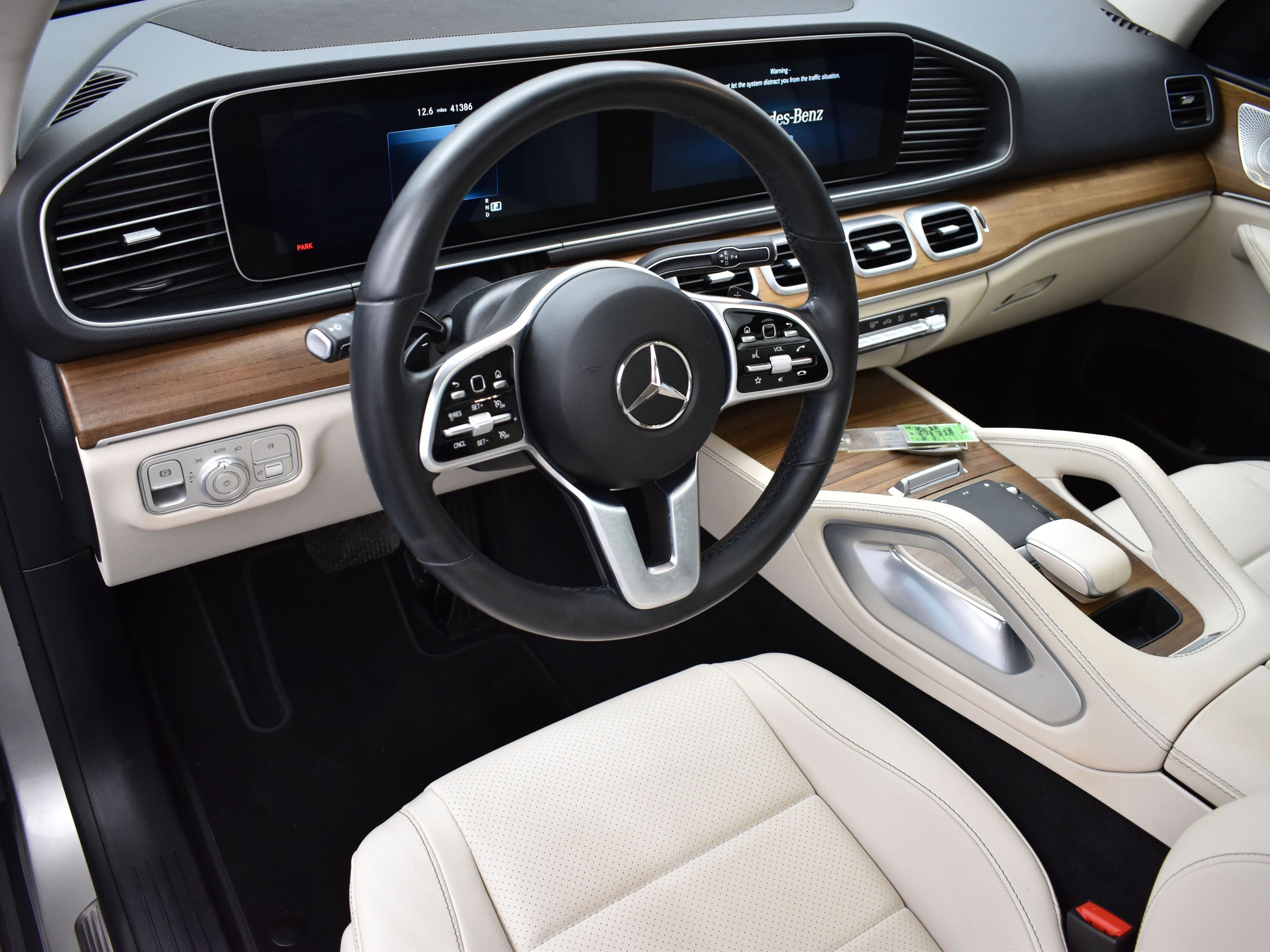 Used 2022 Mercedes-Benz GLE 350 4MATIC image 22