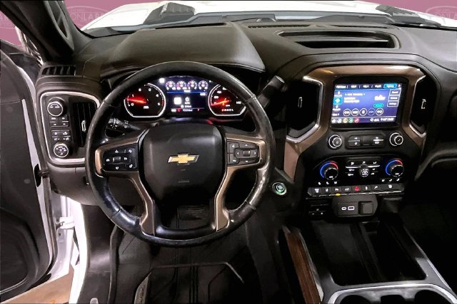 Used 2020 Chevrolet Silverado 2500 High Country w/ Technology Package AWD/4WD image 22