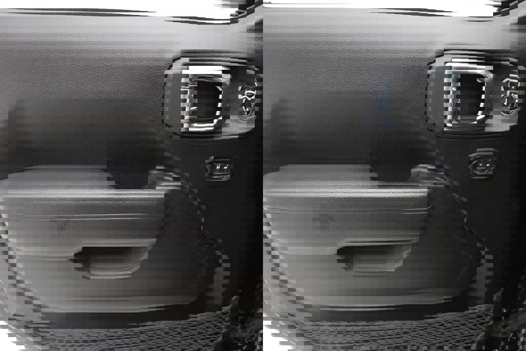 Used 2024 Jeep Wrangler Willys image 15