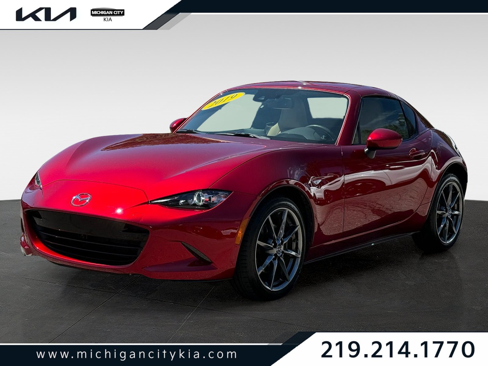 Used 2019 MAZDA MX-5 Miata RF Grand Touring RWD image 1