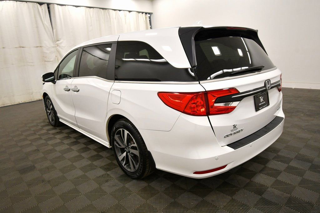 Used 2024 Honda Odyssey Touring image 5