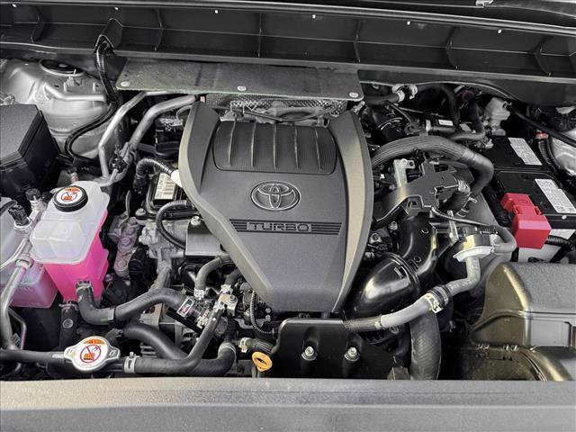 Used 2024 Toyota Highlander LE image 21